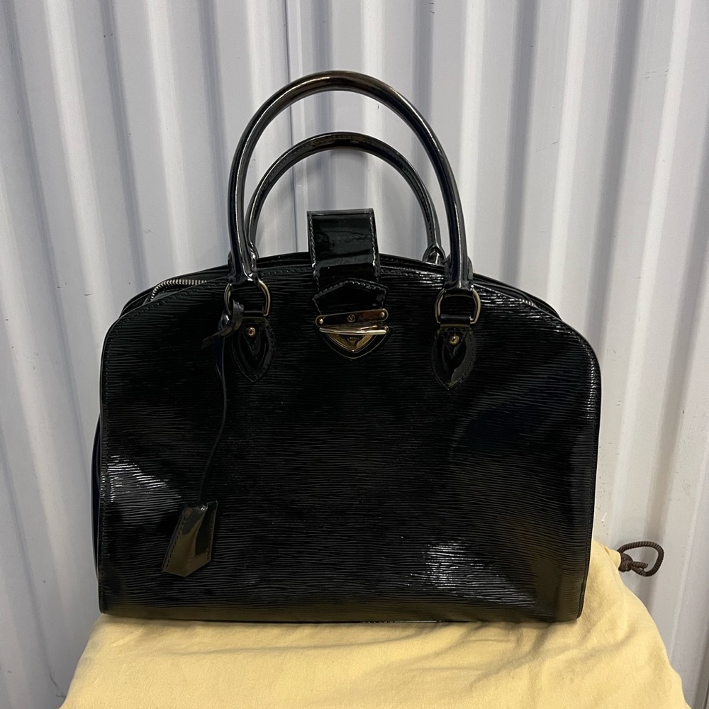 Louis Vuitton Pont Neuf Handbag Electric Epi Leather GM